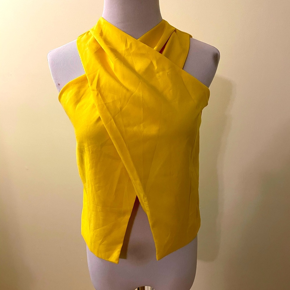 Cute yellow criss cross front tank top